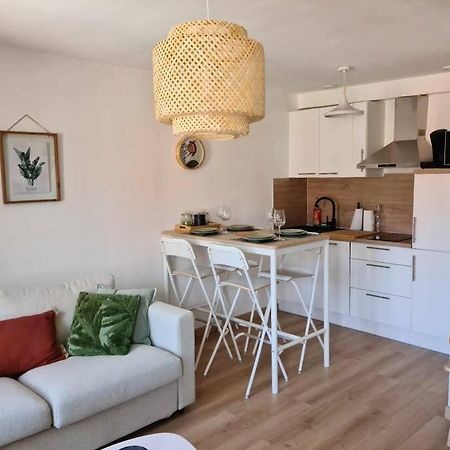 Les Coteaux De Mahe Lägenhet Tournon-sur-Rhone Exteriör bild