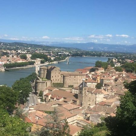 Les Coteaux De Mahe Lägenhet Tournon-sur-Rhone Exteriör bild