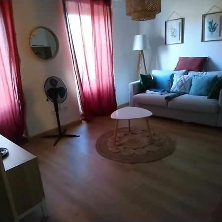 Les Coteaux De Mahe Lägenhet Tournon-sur-Rhone Exteriör bild